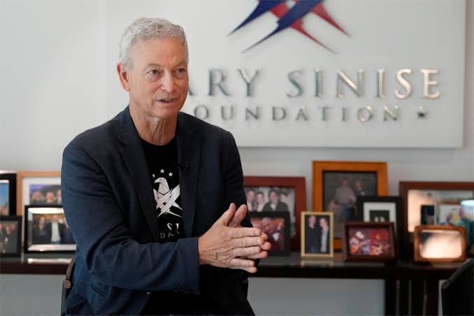 Jared Leto Joker gary sinise foundation